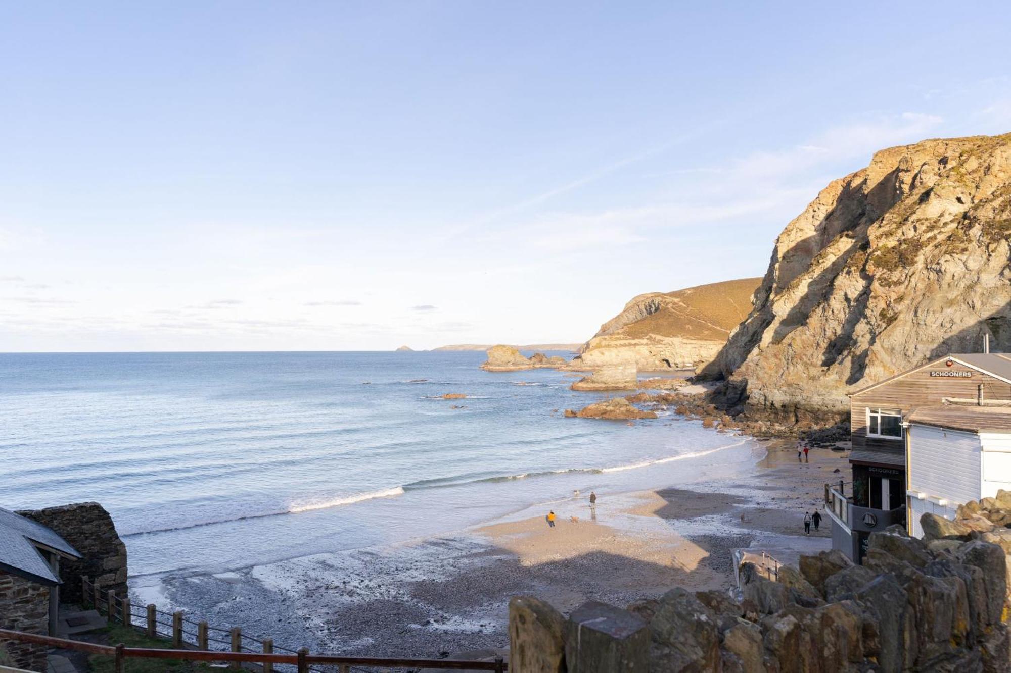 Above The Beach St Agnes  Bagian luar foto
