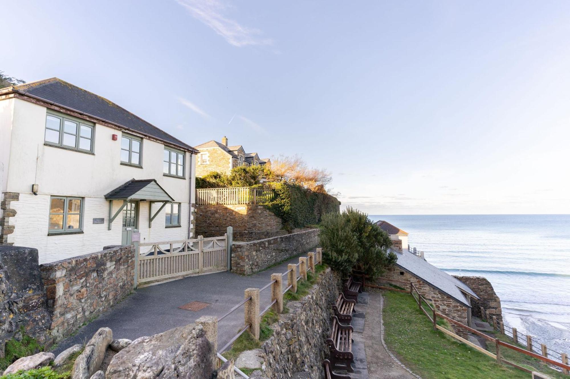 Above The Beach St Agnes  Bagian luar foto