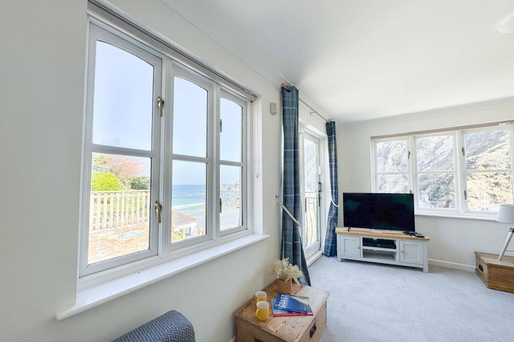Above The Beach St Agnes  Bagian luar foto